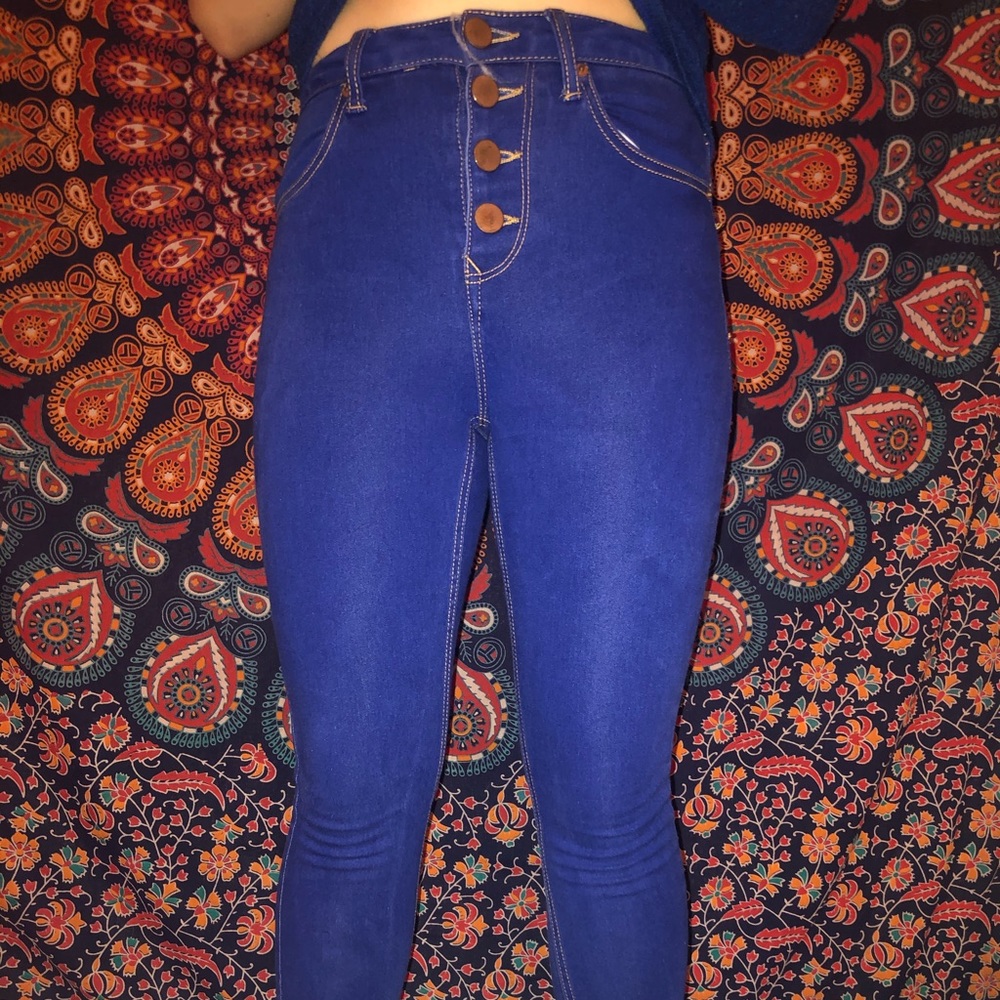 Jeans - Picture 2 of 5